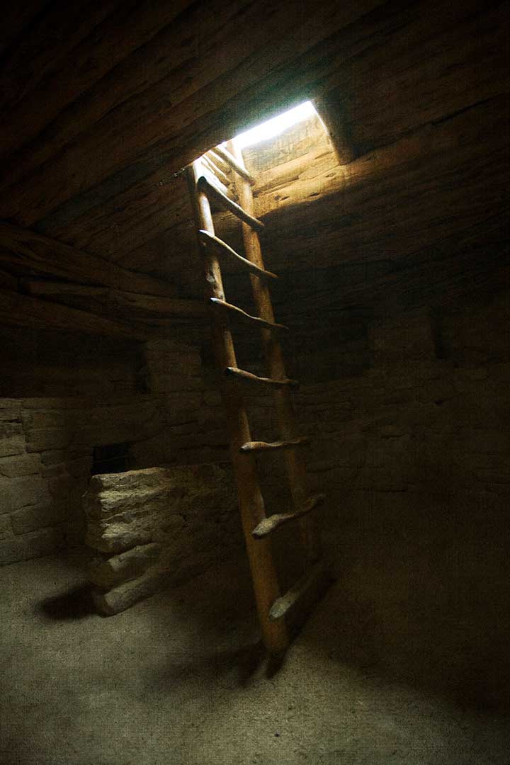 Mesa Verde Living Room, Colorado by Jerry Park